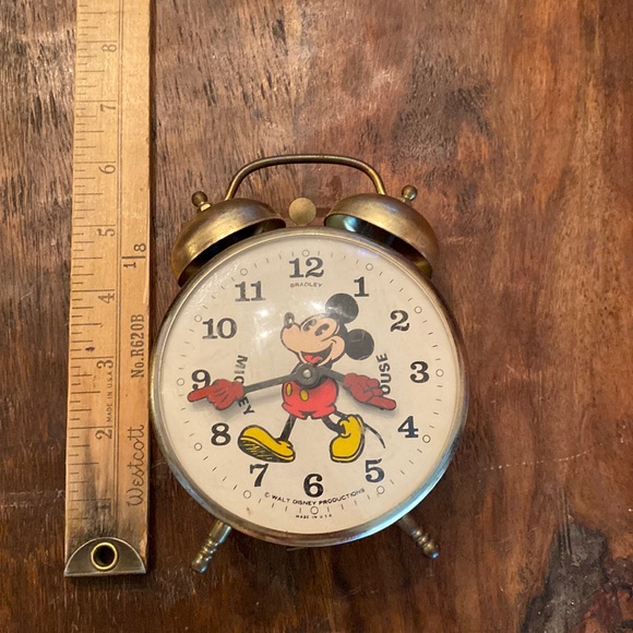 Vintage 60's Mickey Mouse Alarm Clock - Picture 1 of 7